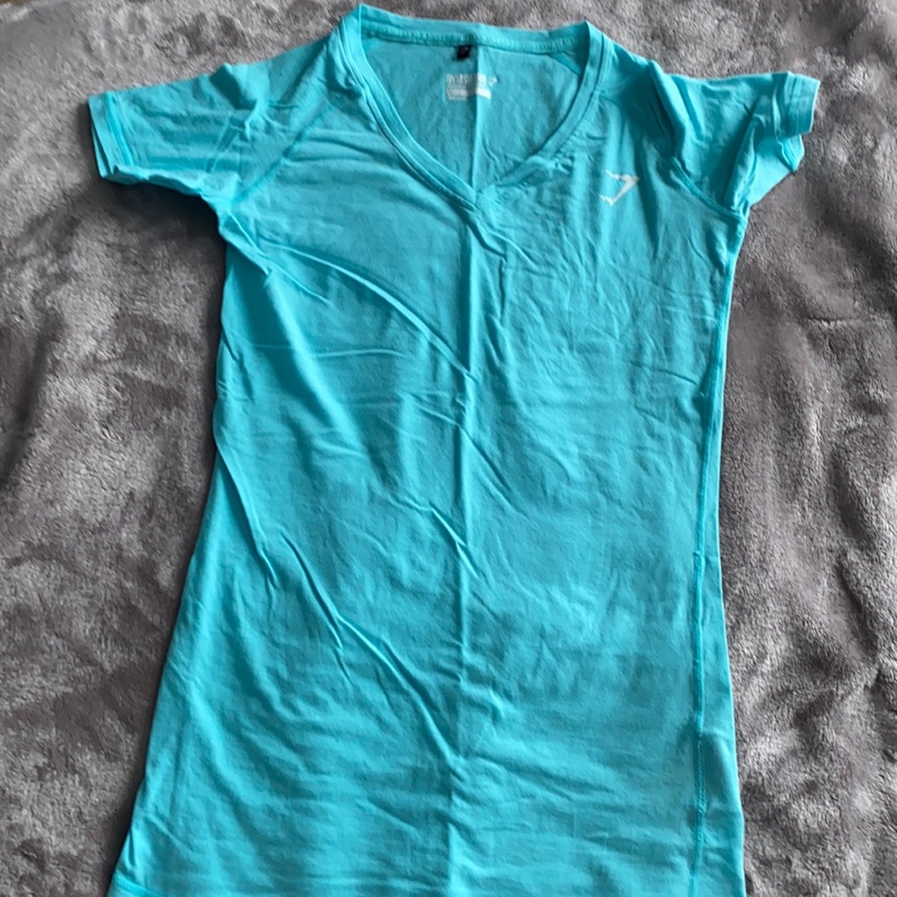 New without tag XS Womens Gymshark tee